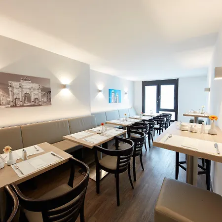 Ghotel & Living Muenchen-city 3*