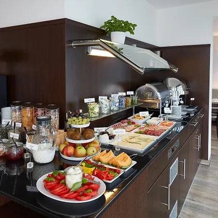 Ghotel & Living Muenchen-city 3*