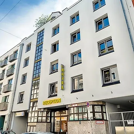 Ghotel & Living Muenchen-city