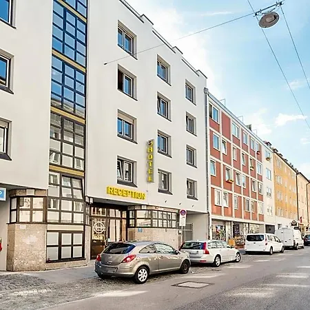 Ghotel & Living Muenchen-city