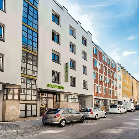 Hotel Ghotel & Living Muenchen-city