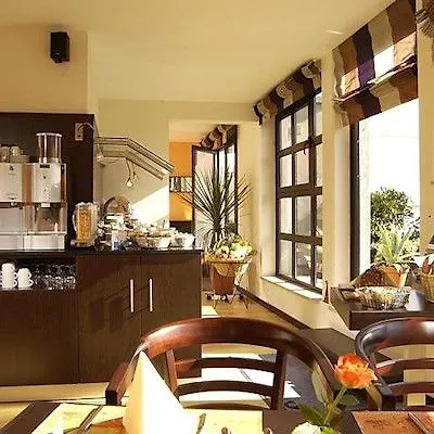 Hotel Ghotel & Living Muenchen-city 3*