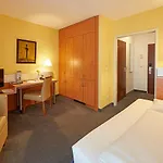 Ghotel & Living Muenchen-city 3*